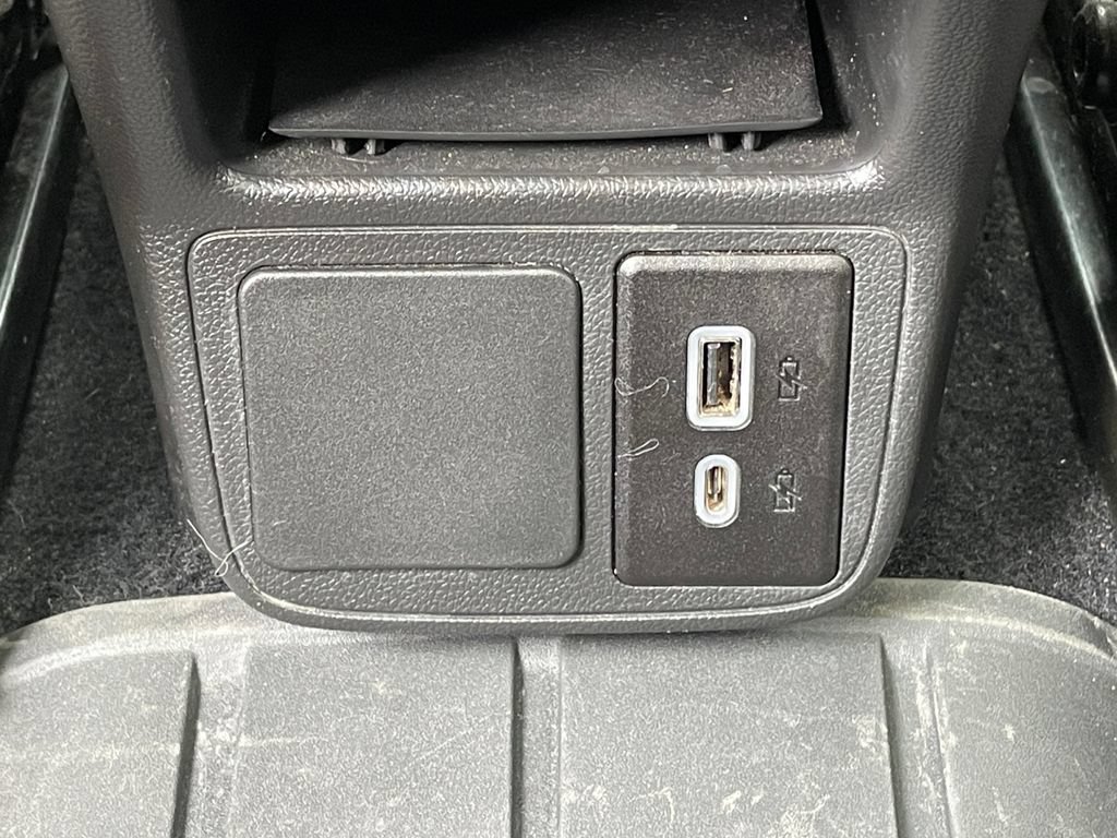 Used 2025 Buick Encore GX Preferred AWD/4WD image 30