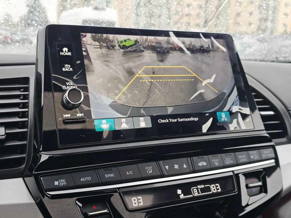 Used 2025 Honda Odyssey Sport-L image 22