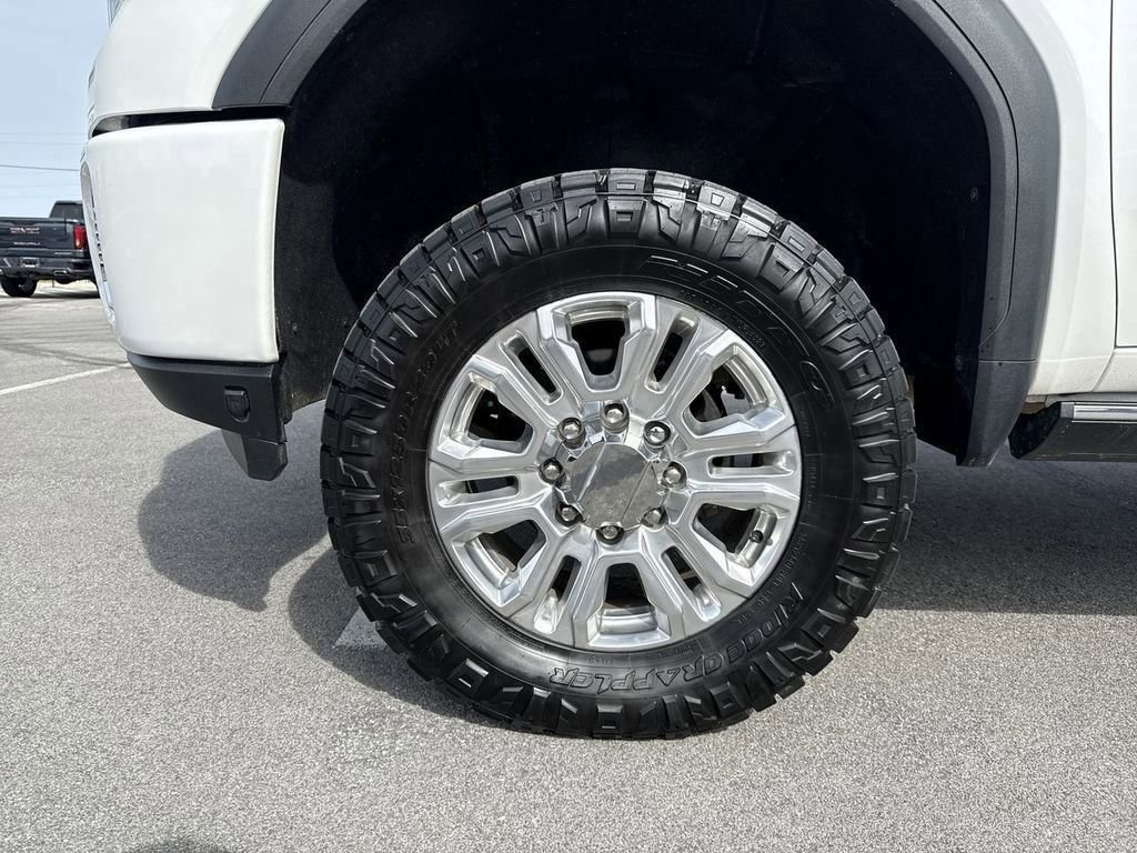 Used 2023 GMC Sierra 3500 Denali w/ Denali Ultimate Package AWD/4WD image 10