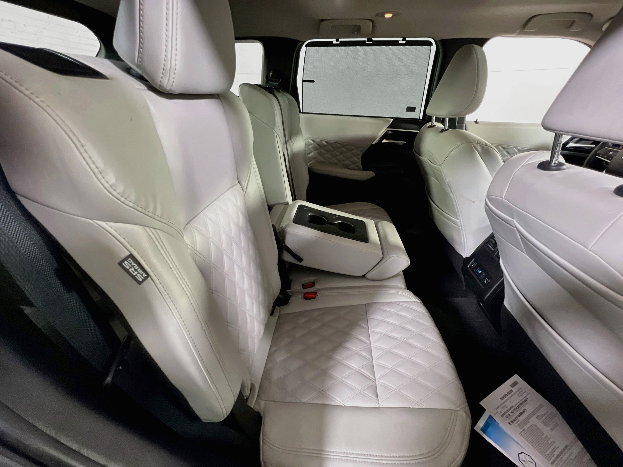 Used 2023 Mitsubishi Outlander SEL AWD/4WD image 26