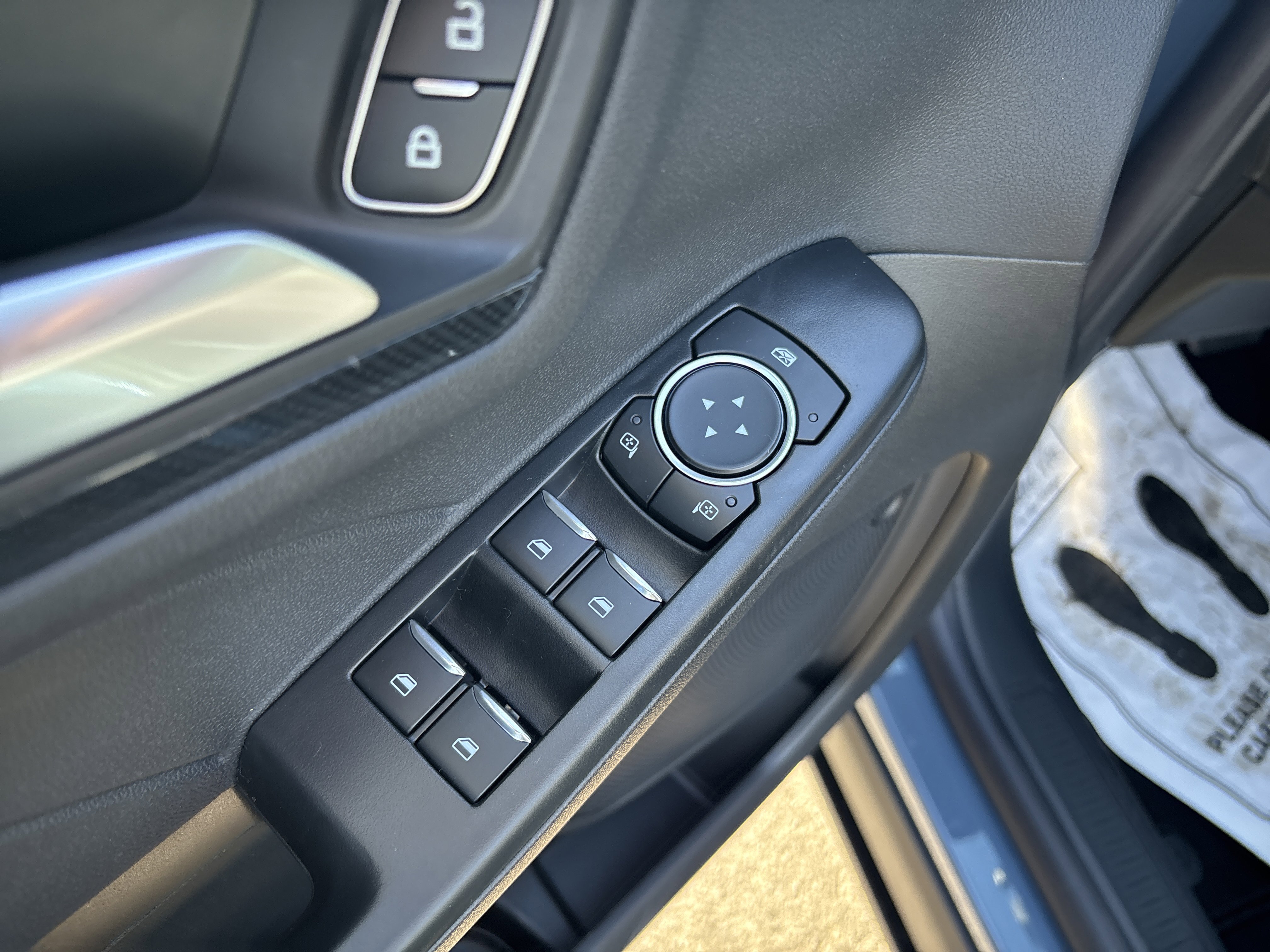 New 2026 Ford Escape ST-Line Select image 17