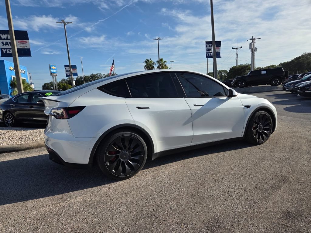 Used 2022 Tesla Model Y Performance AWD/4WD image 15