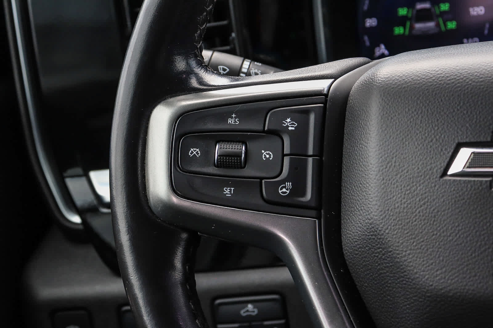 Used 2022 Chevrolet Silverado 1500 RST w/ LPO, Dark Essentials Package RWD image 23