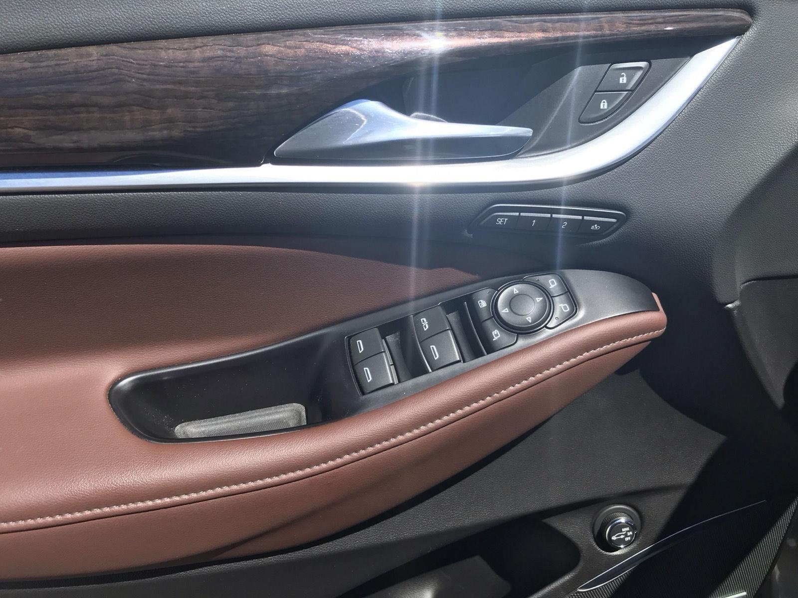 Certified 2018 Buick Enclave Avenir w/ Avenir Technology Package FWD image 17