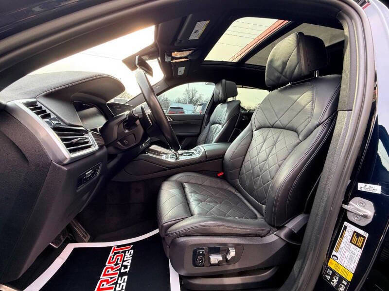 Used 2023 BMW X6 M50i w/ Parking Assistance Package AWD/4WD image 20