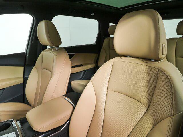 Used 2023 Audi Q7 3.0T Prestige w/ Prestige Package AWD/4WD image 5