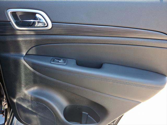 Certified 2021 Jeep Grand Cherokee Laredo image 14