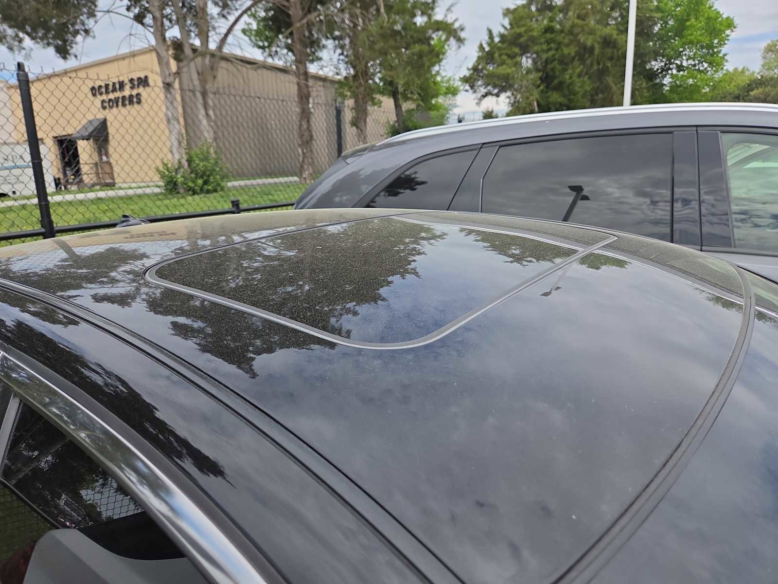 Used 2013 INFINITI G37 Journey w/ Premium Pkg image 3