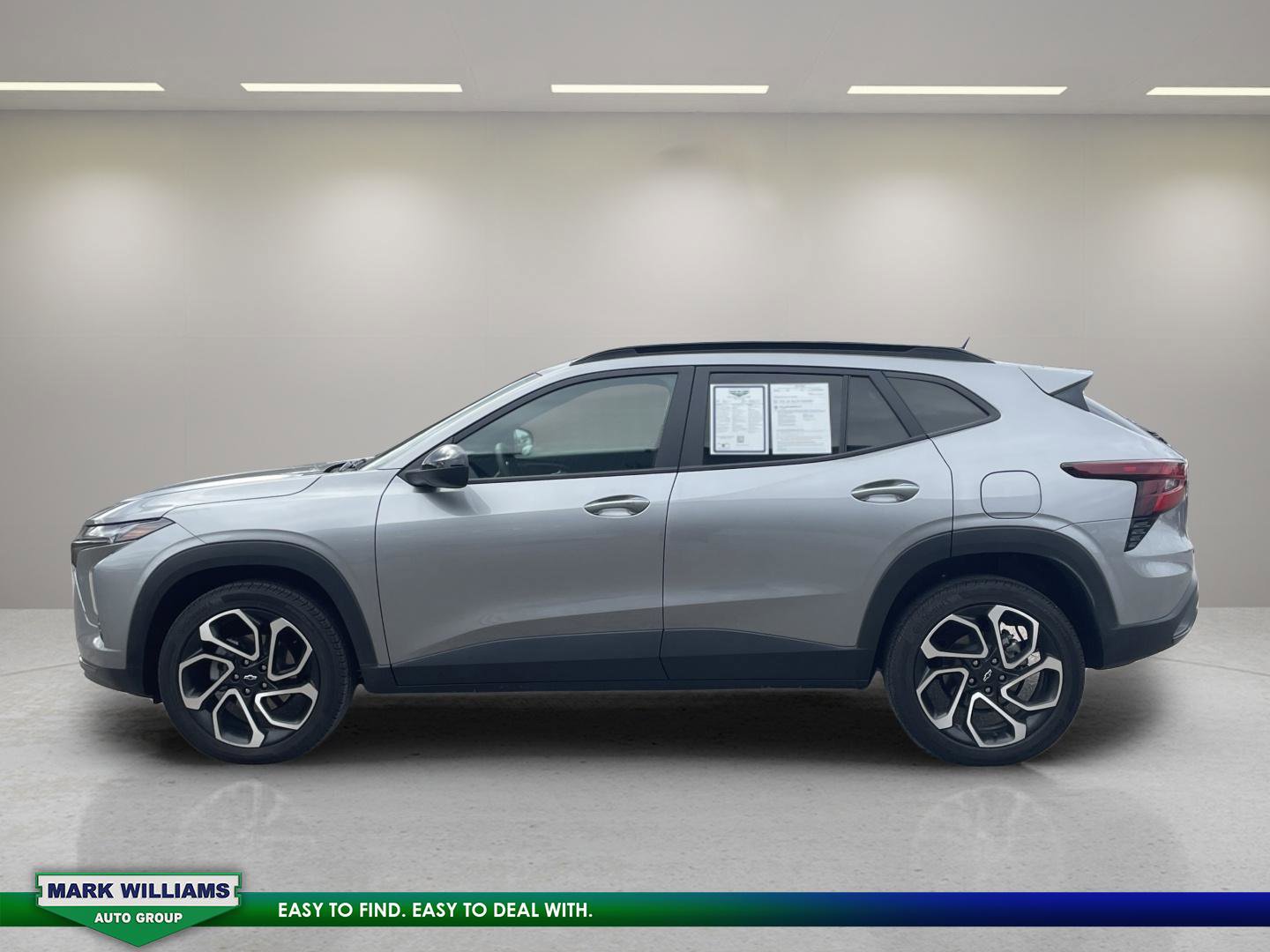 Used 2024 Chevrolet Trax RS image 4