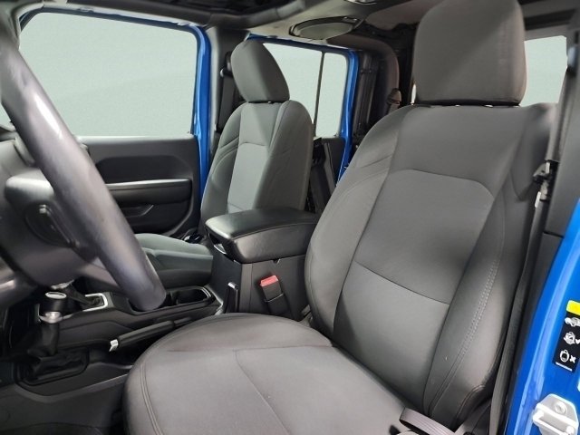 Used 2020 Jeep Gladiator Sport w/ Trailer Tow Package image 22