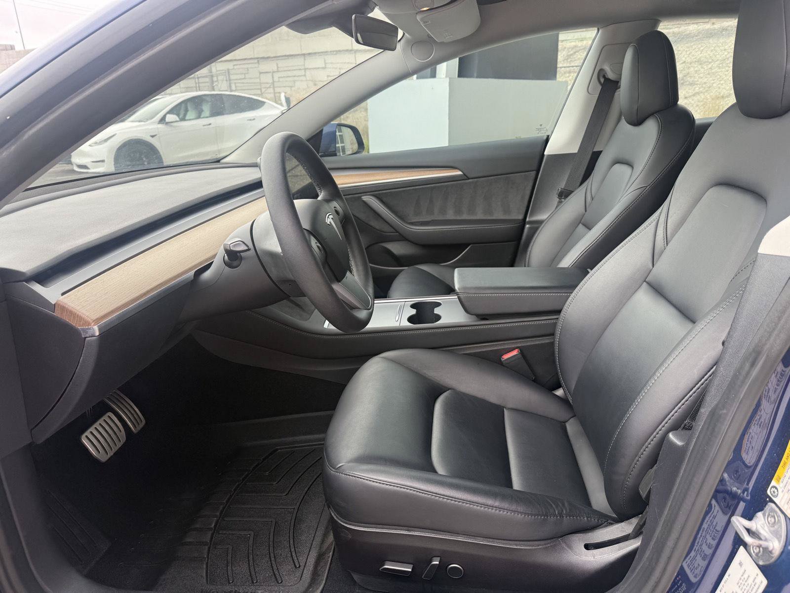Used 2023 Tesla Model 3 Performance AWD/4WD image 13