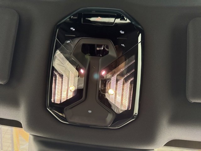 Used 2025 BMW iX xDrive50 w/ Sport Package image 27