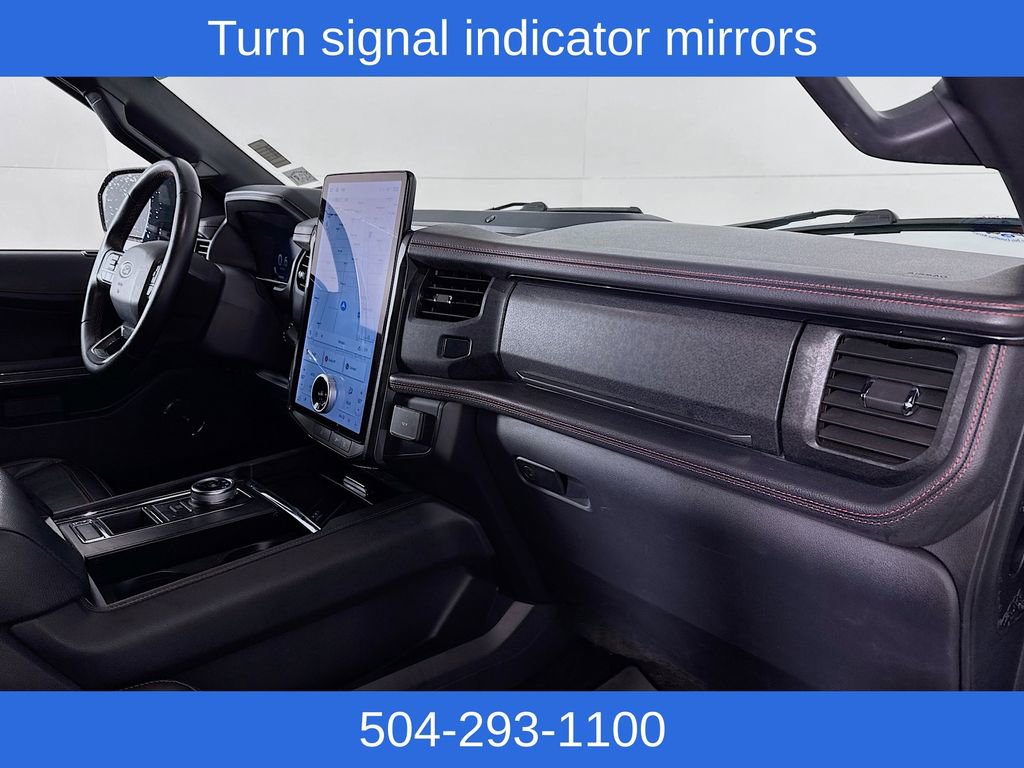 Used 2022 Ford Expedition Limited image 32