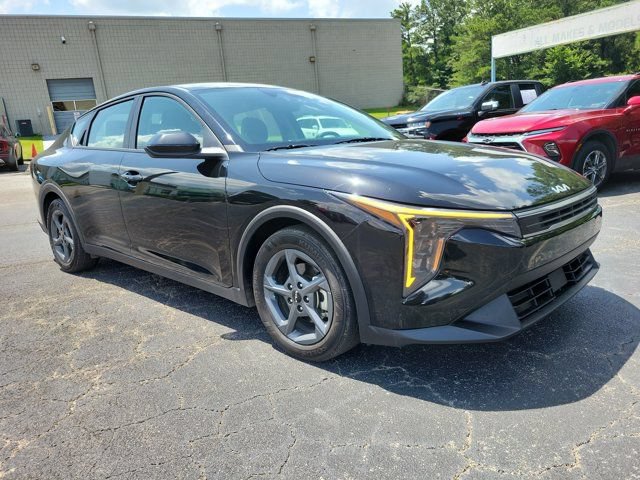 Used 2025 Kia K4 FWD image 21