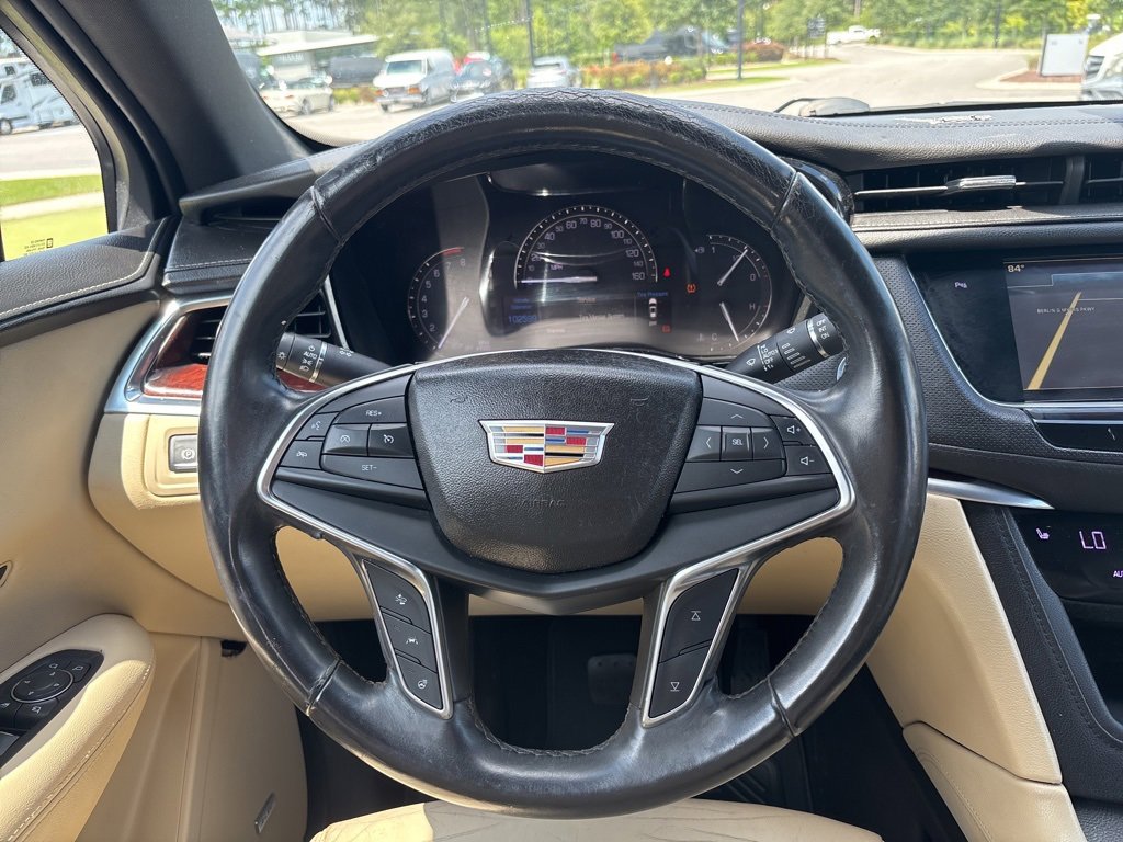 Used 2018 Cadillac XT5 Luxury w/ Driver Awareness Package image 27