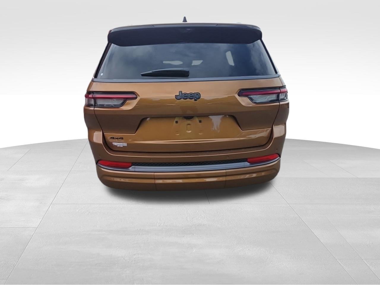 New 2027 Jeep Grand Cherokee L Limited AWD/4WD image 7