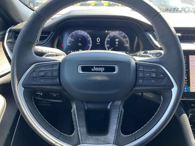 New 2026 Jeep Grand Cherokee Limited w/ Limited Altitude Package AWD/4WD image 15