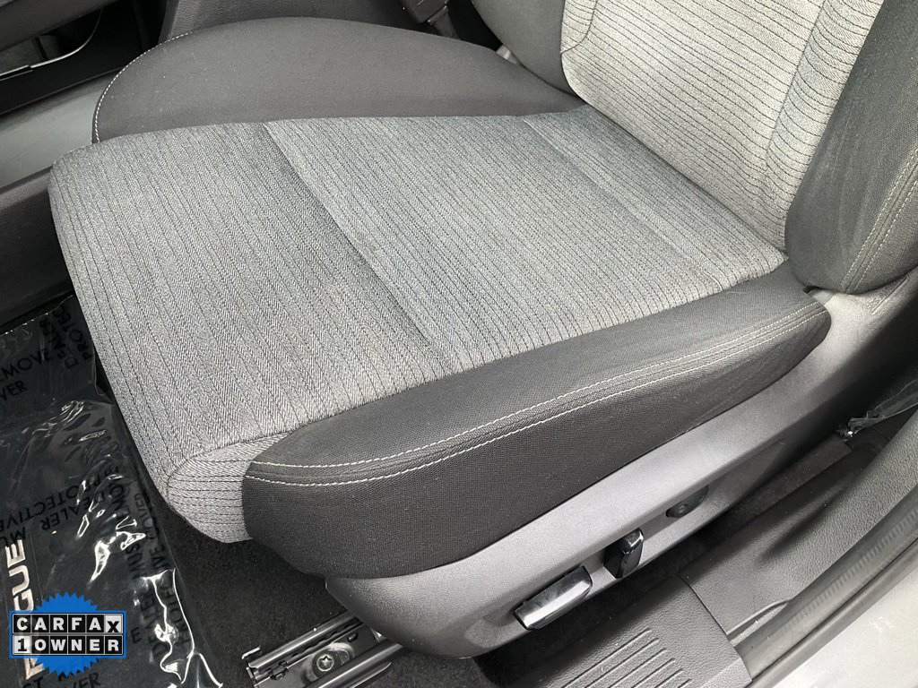 Used 2021 Nissan Rogue SV image 15