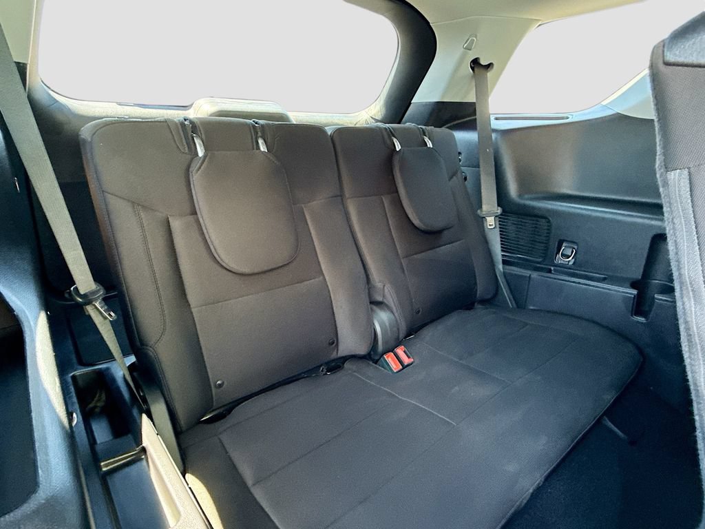 Used 2022 Ford Explorer XLT AWD/4WD image 25