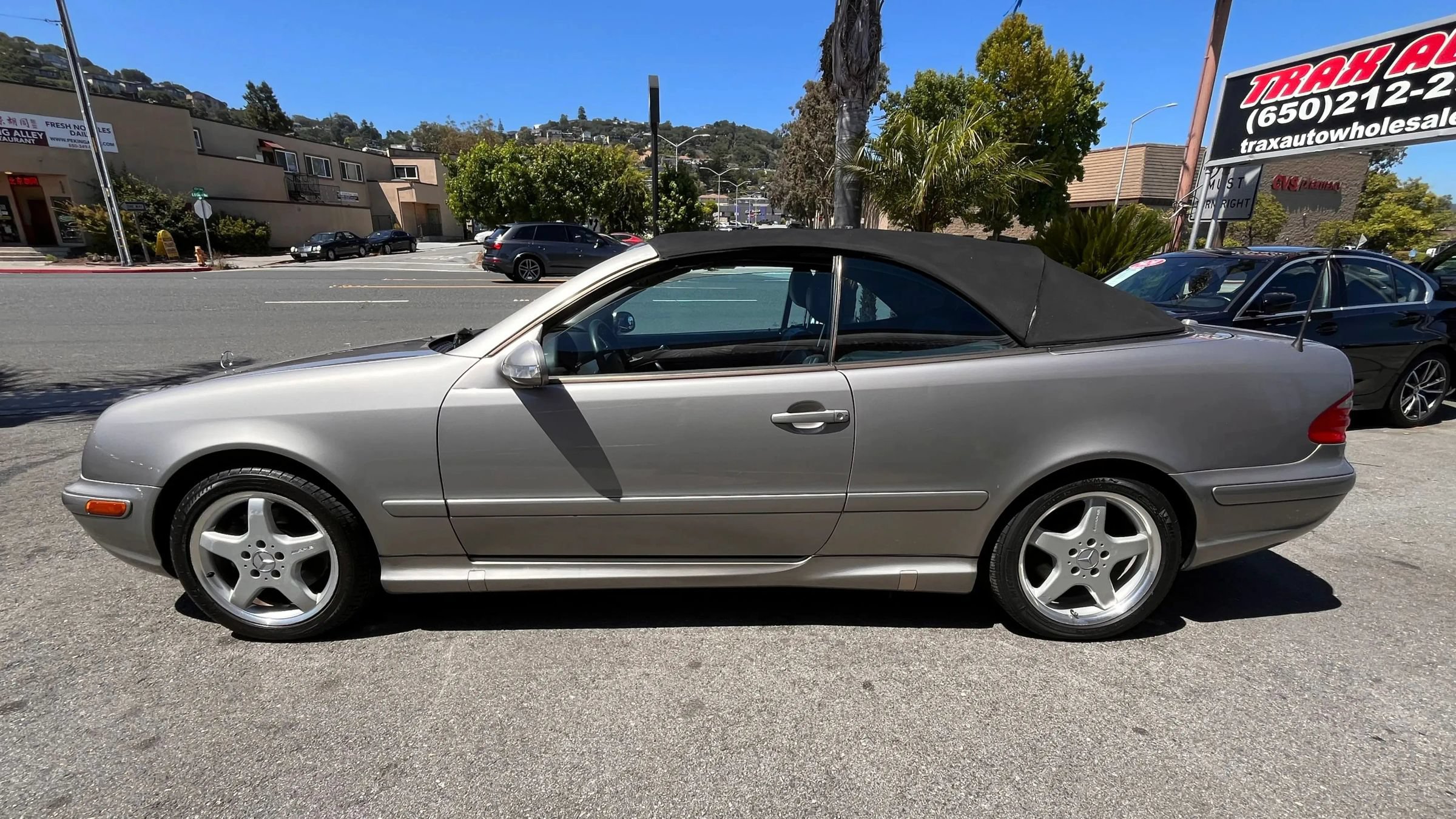 Used 2003 Mercedes-Benz CLK 430 Cabriolet image 4