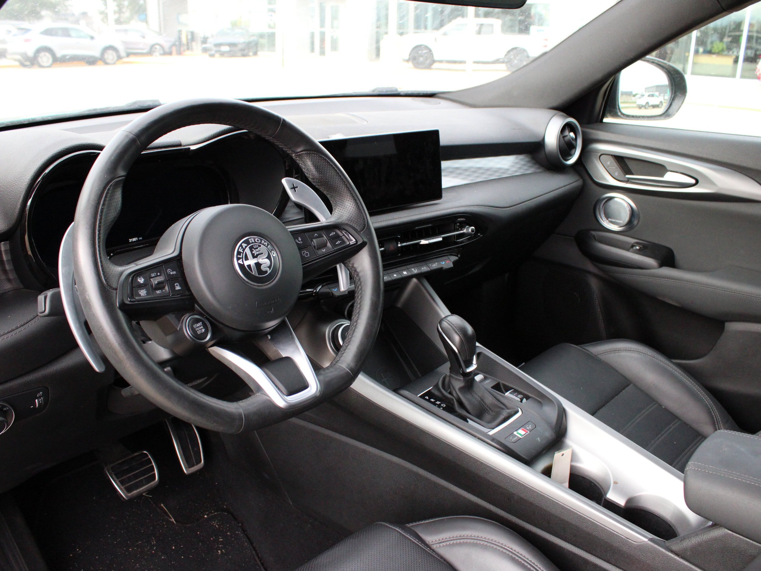 Used 2024 Alfa Romeo Tonale Veloce AWD/4WD image 9