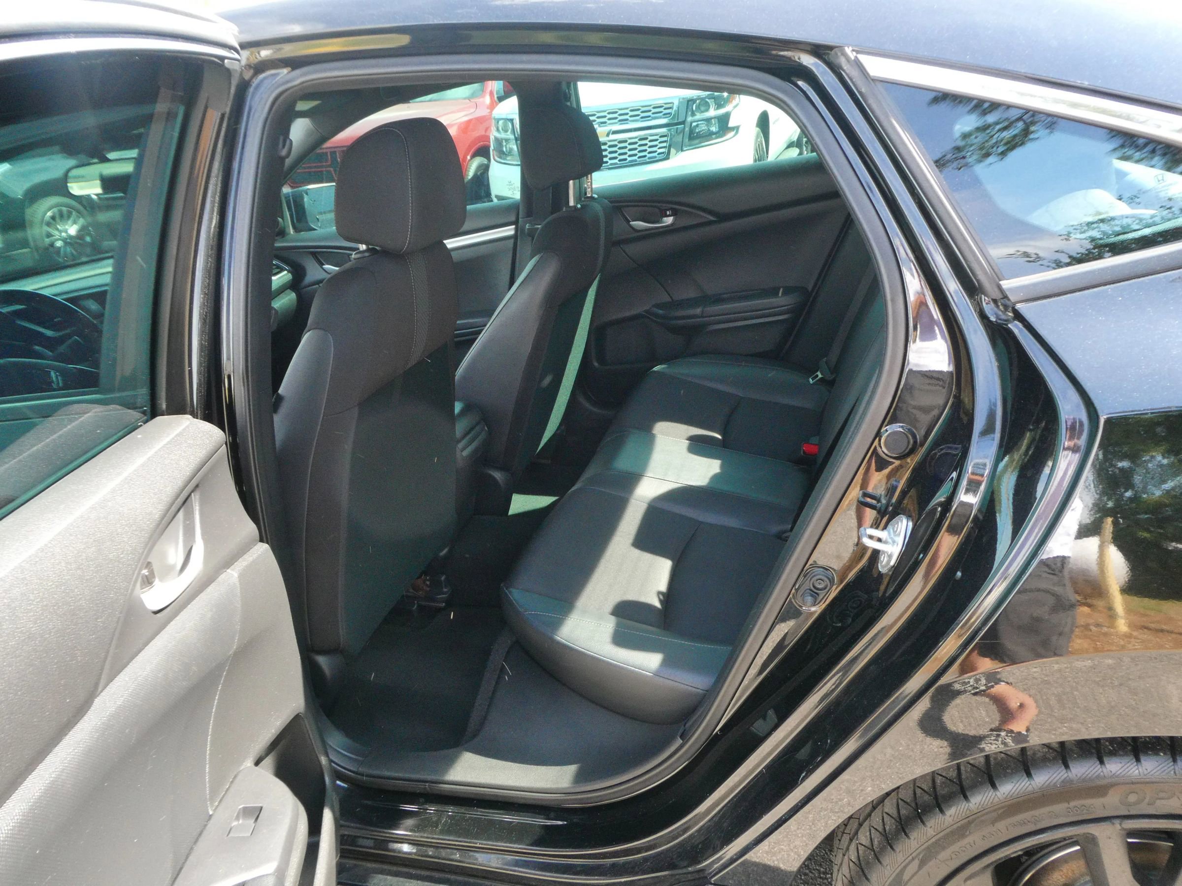 Used 2021 Honda Civic Sport image 27