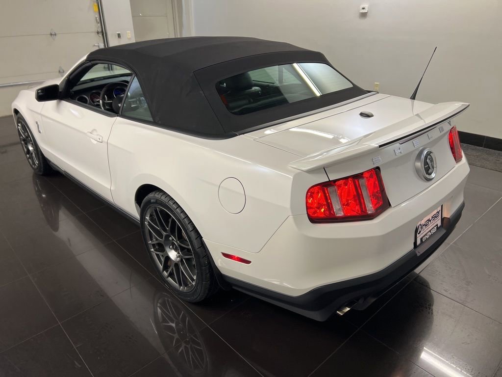 Used 2011 Ford Mustang Shelby GT500 w/ SVT Performance Pkg image 7