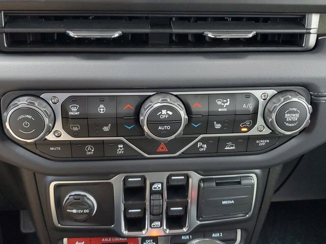 New 2025 Jeep Gladiator Mojave image 32