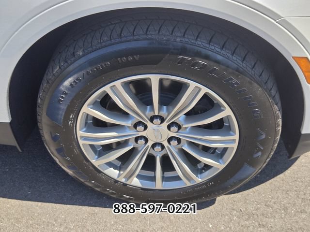 Used 2018 Cadillac XT5 Luxury w/ Driver Awareness Package FWD image 22