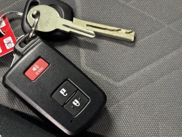 Used 2020 Toyota Tacoma 4x4 Double Cab image 30