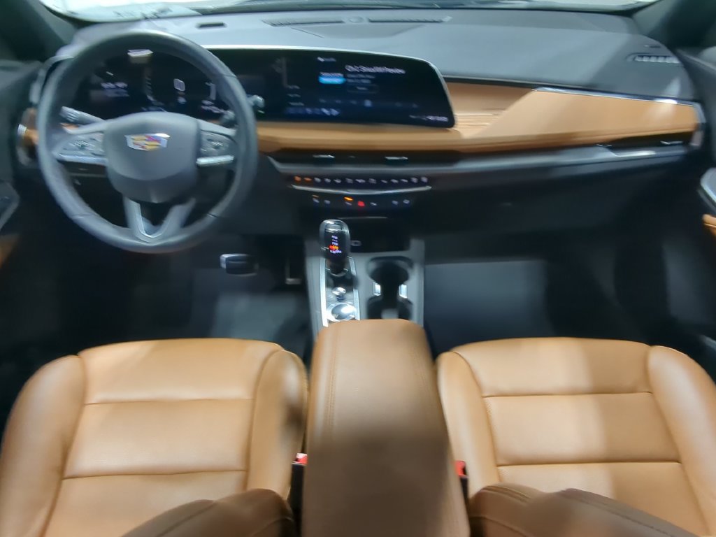 Used 2024 Cadillac XT4 Sport AWD/4WD image 18