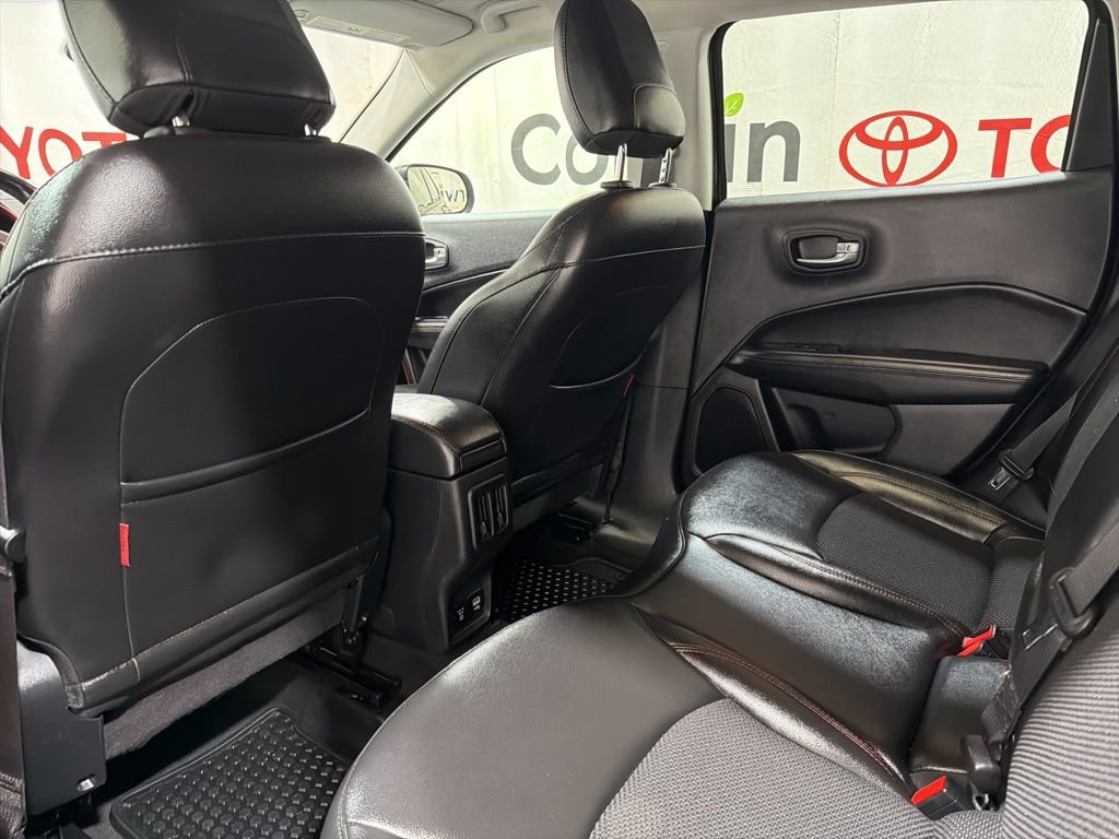 Used 2019 Jeep Compass Trailhawk image 17