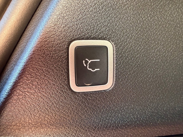 New 2026 Chrysler Pacifica Select image 20