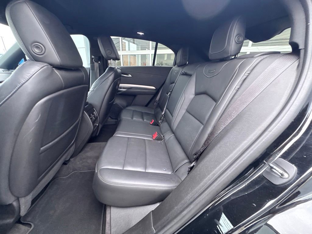 Used 2022 Cadillac XT4 Premium Luxury w/ LPO, Onyx Lite Package FWD image 26