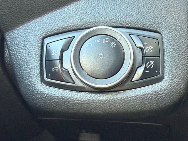 Used 2017 Ford Escape Titanium AWD/4WD image 17