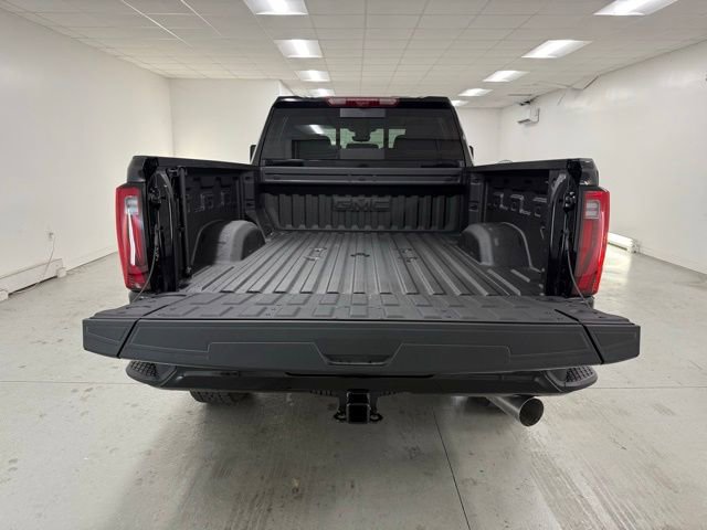 New 2025 GMC Sierra 2500 Denali w/ Denali Reserve Package image 8