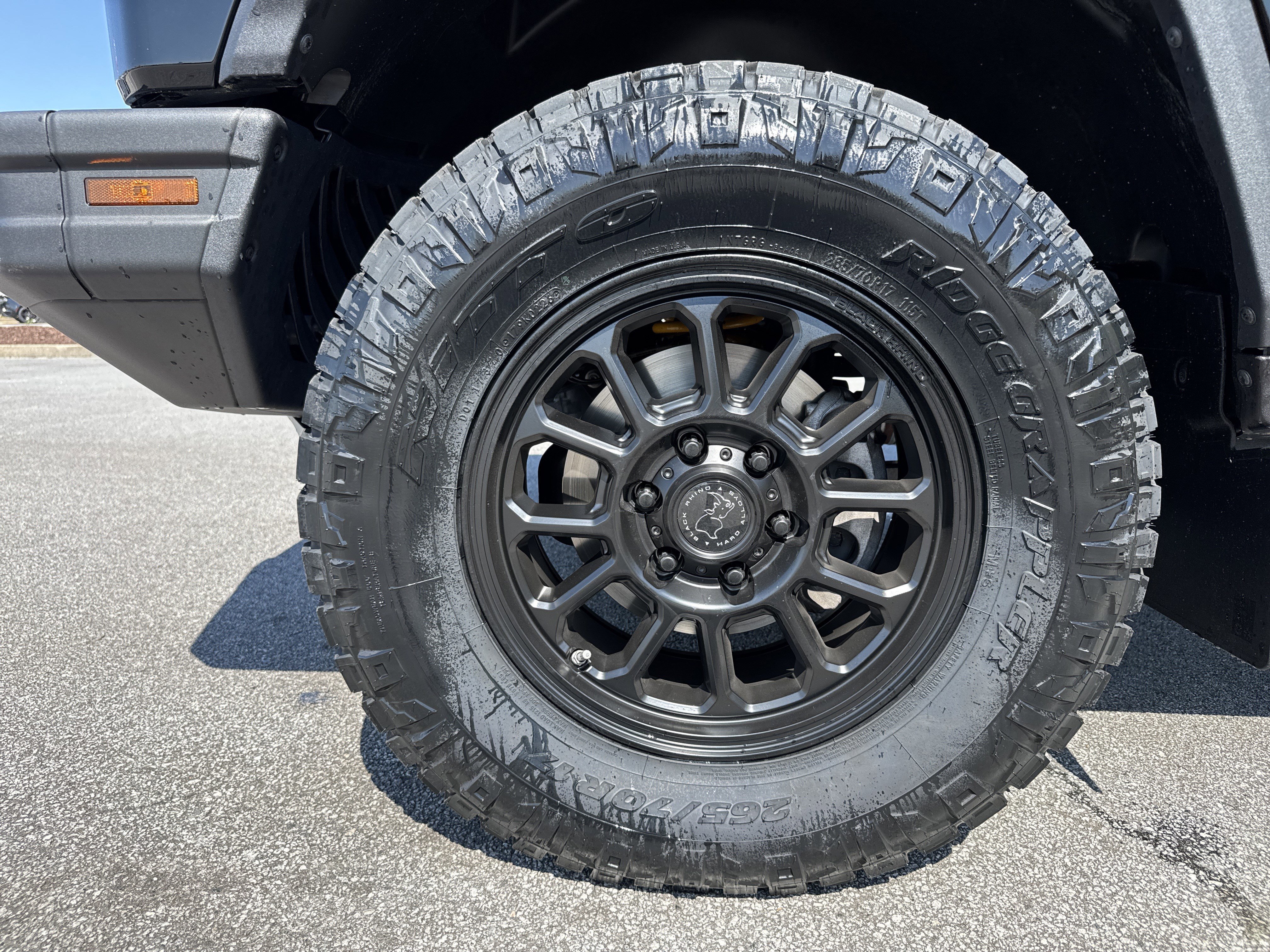 Used 2024 INEOS Grenadier Fieldmaster Edition image 13