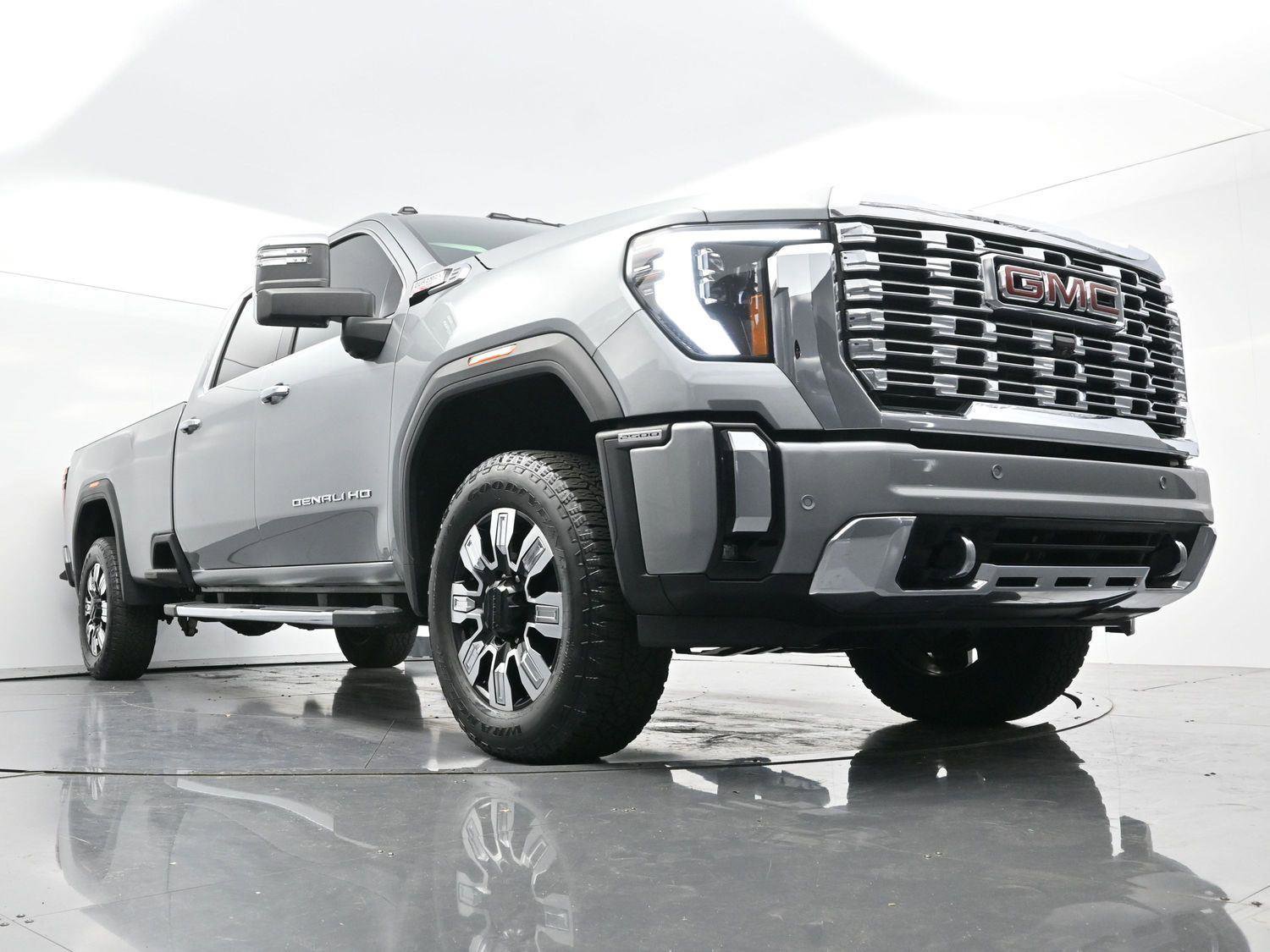 Used 2024 GMC Sierra 2500 Denali w/ Denali Reserve Package image 49