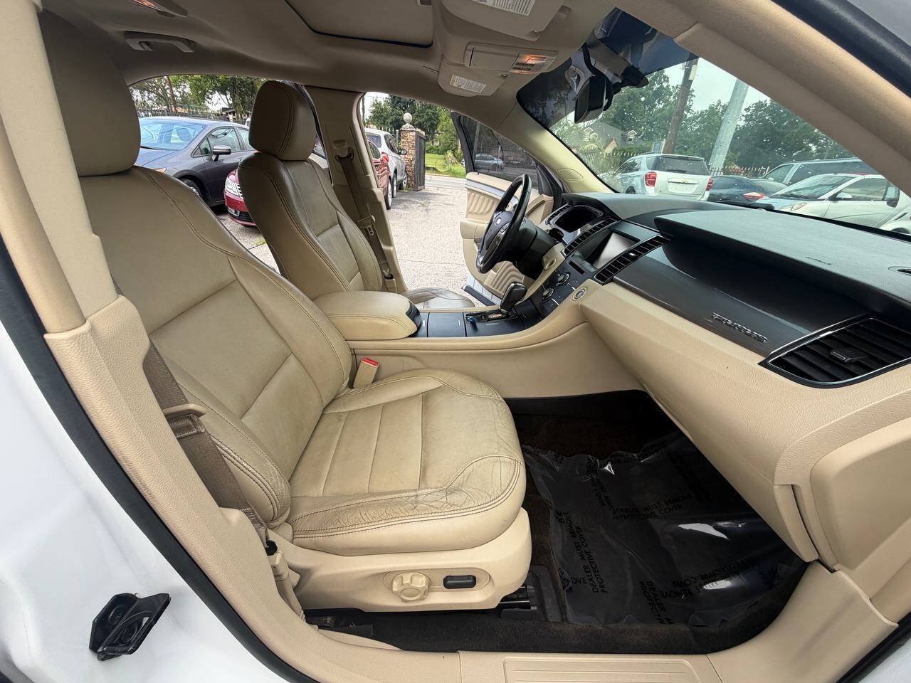 Used 2014 Ford Taurus SEL AWD/4WD image 20