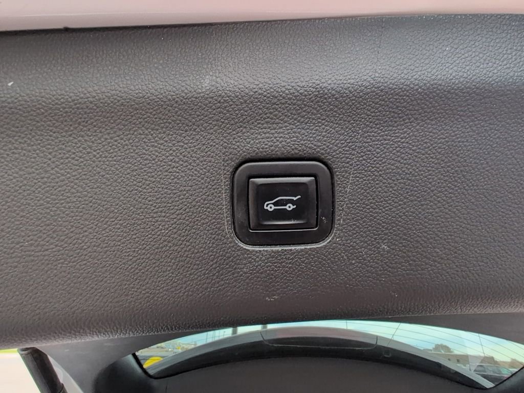 Used 2021 Buick Enclave Premium w/ Surround and Sites Package image 29