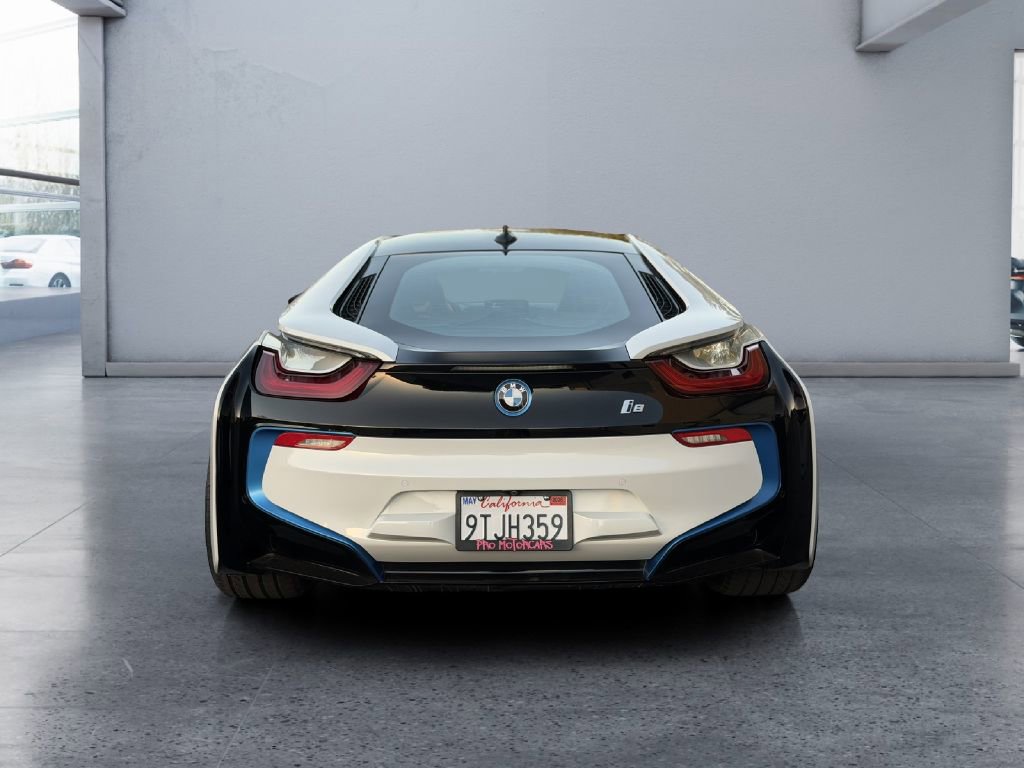 Used 2019 BMW i8 image 11