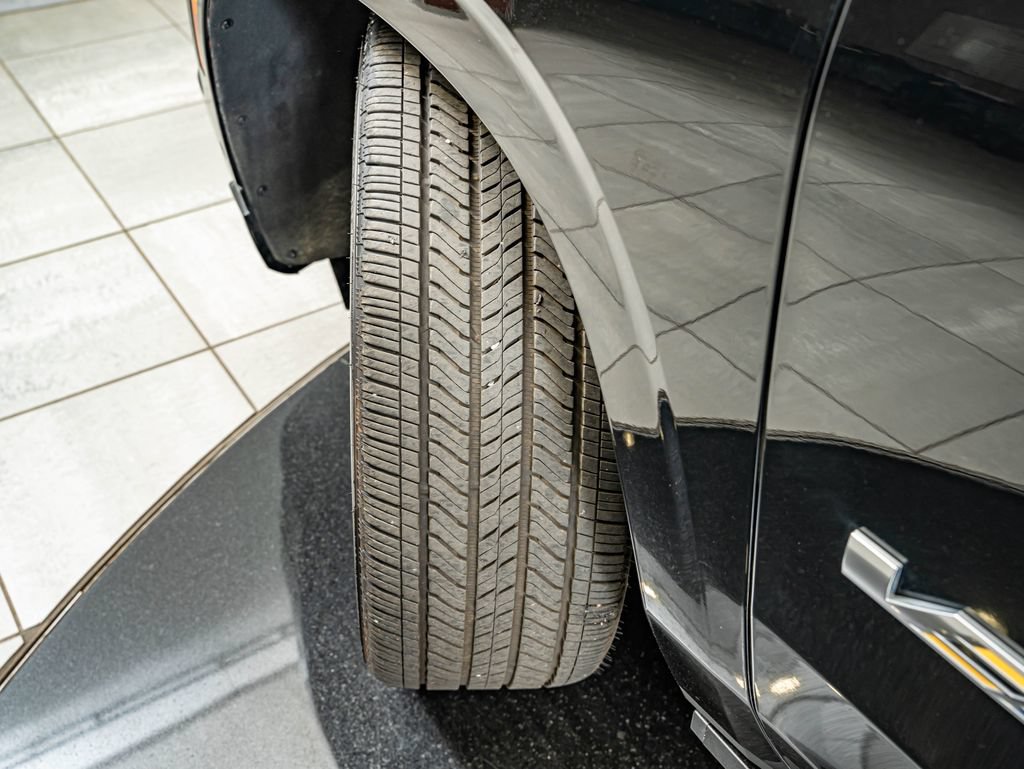 Used 2025 Cadillac Escalade V AWD/4WD image 53