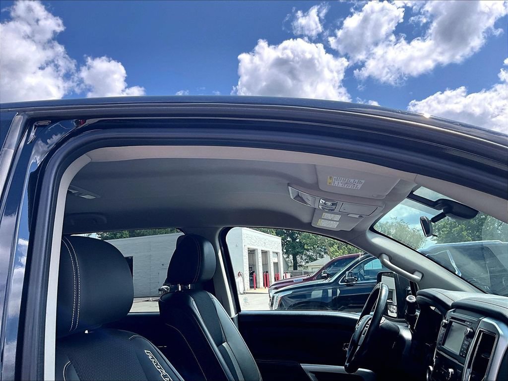 Used 2017 Nissan Titan PRO-4X AWD/4WD image 24