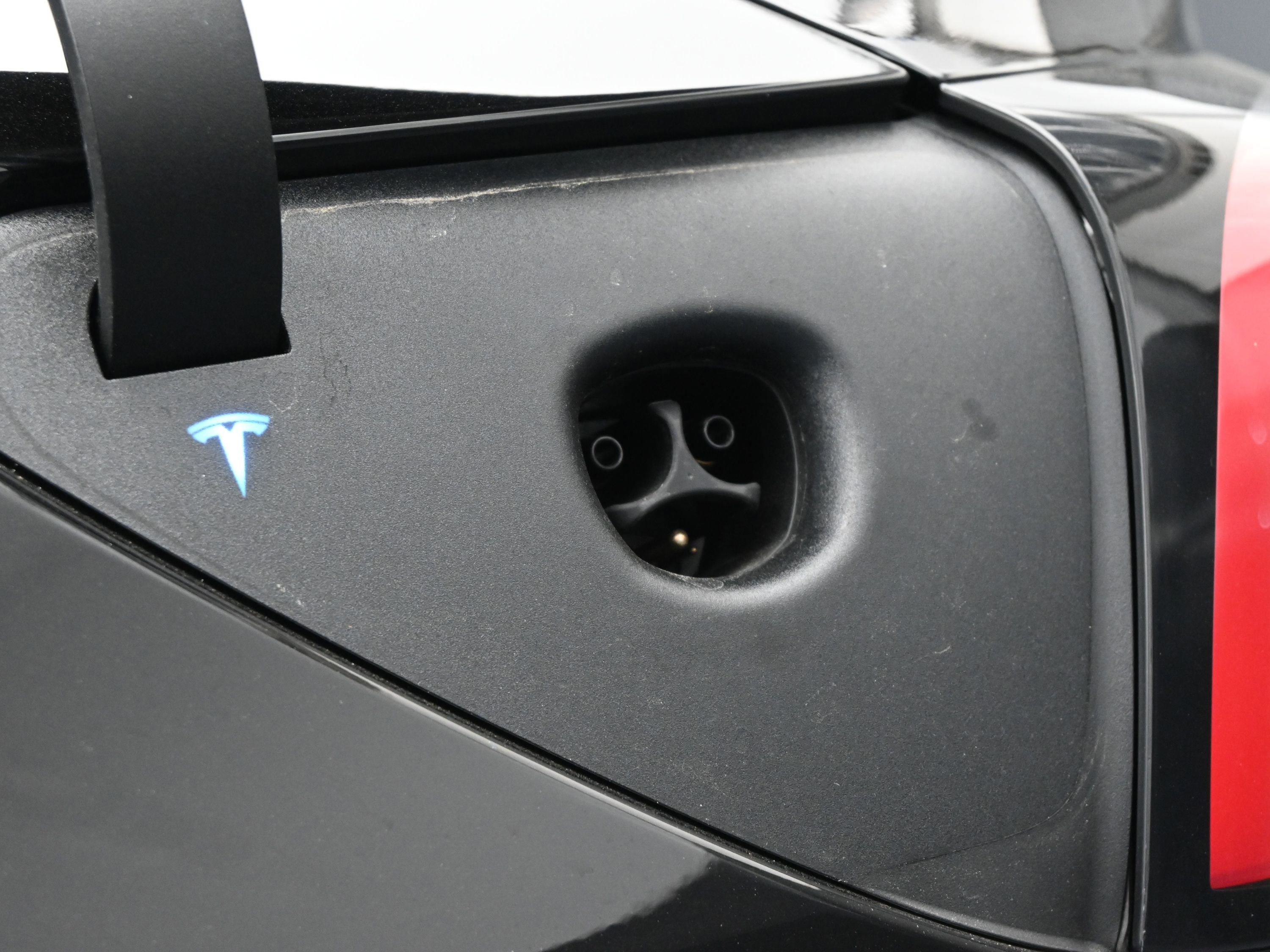 Used 2025 Tesla Model 3 Long Range image 33
