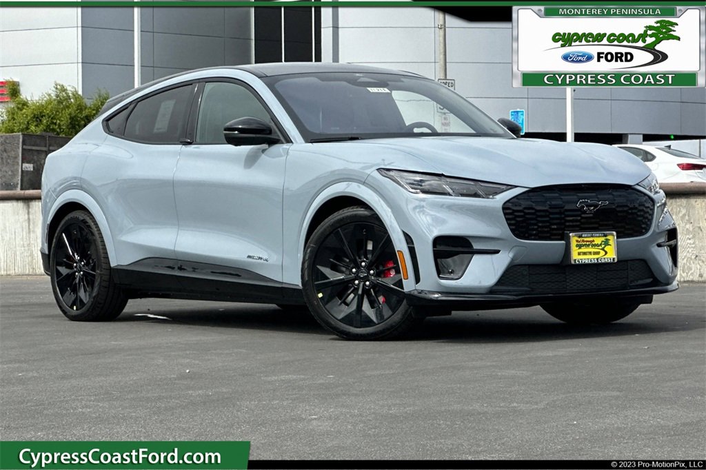 New 2025 Ford Mustang Mach-E GT image 1