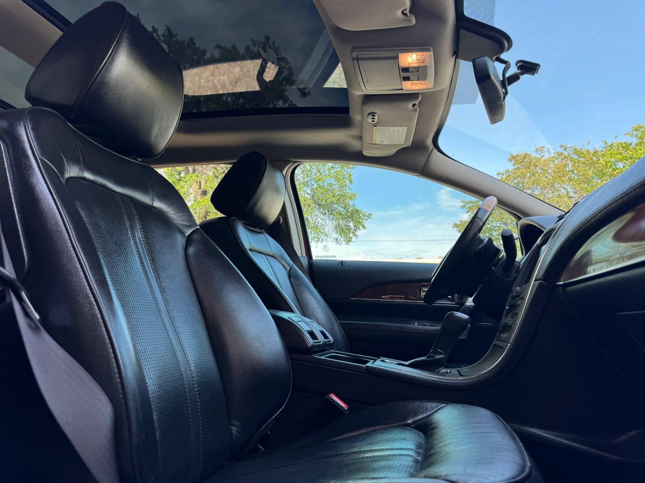 Used 2013 Lincoln MKX AWD image 26