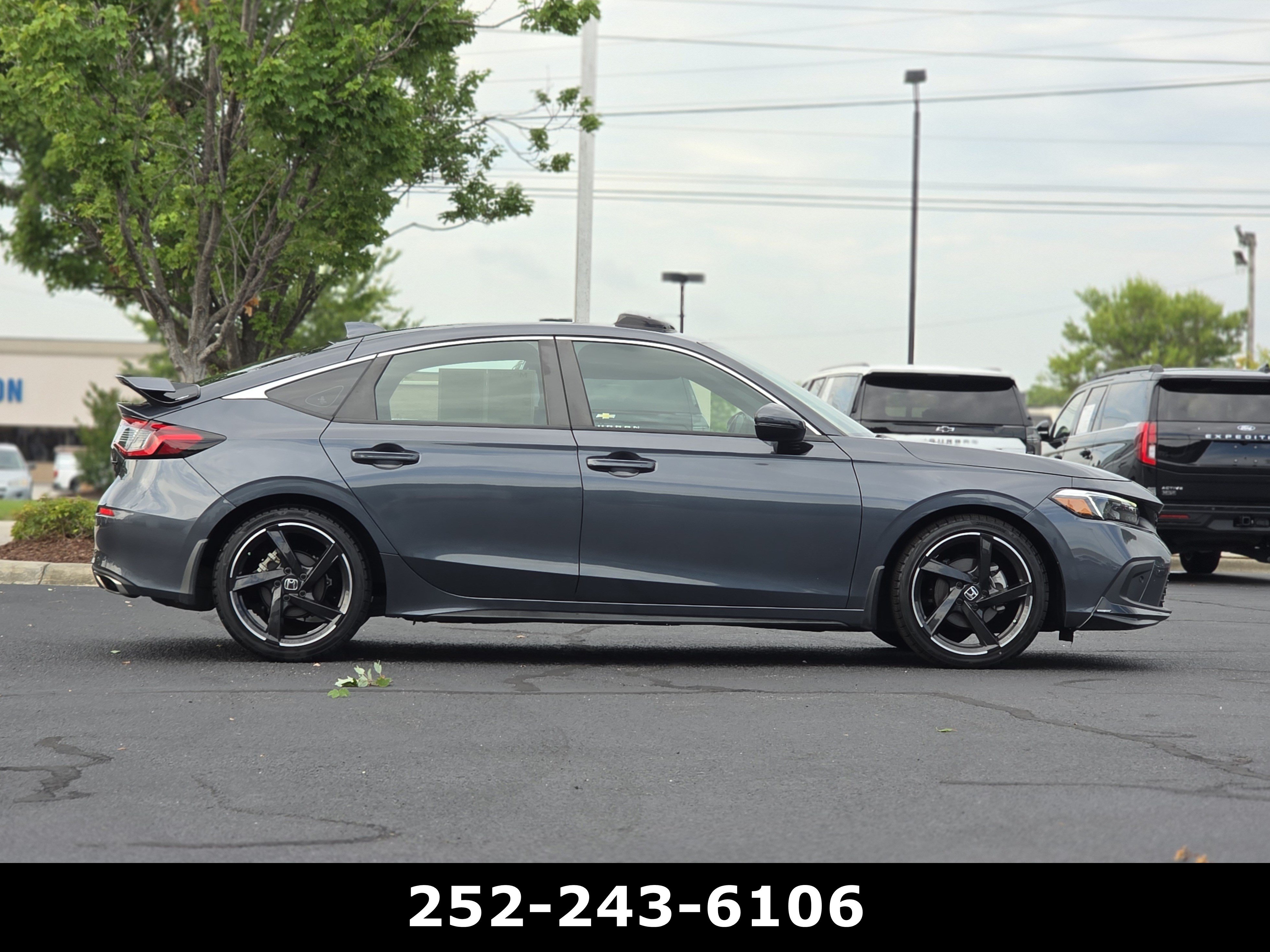 Used 2024 Honda Civic Sport Touring image 8