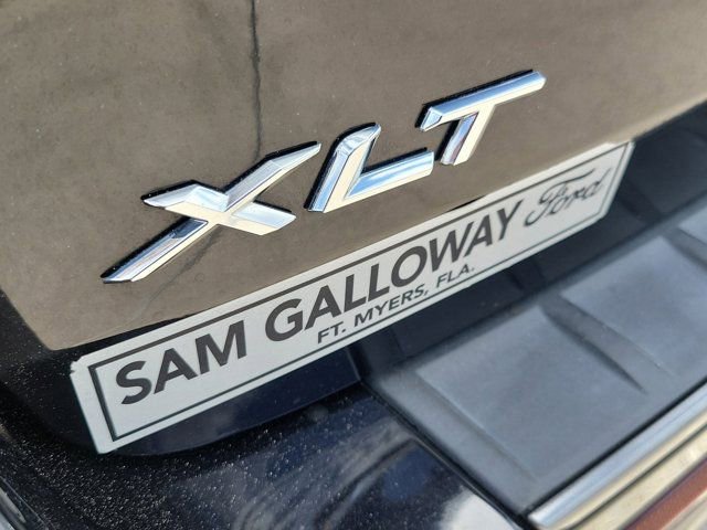 Certified 2021 Ford Explorer XLT w/ Equipment Group 202A image 10