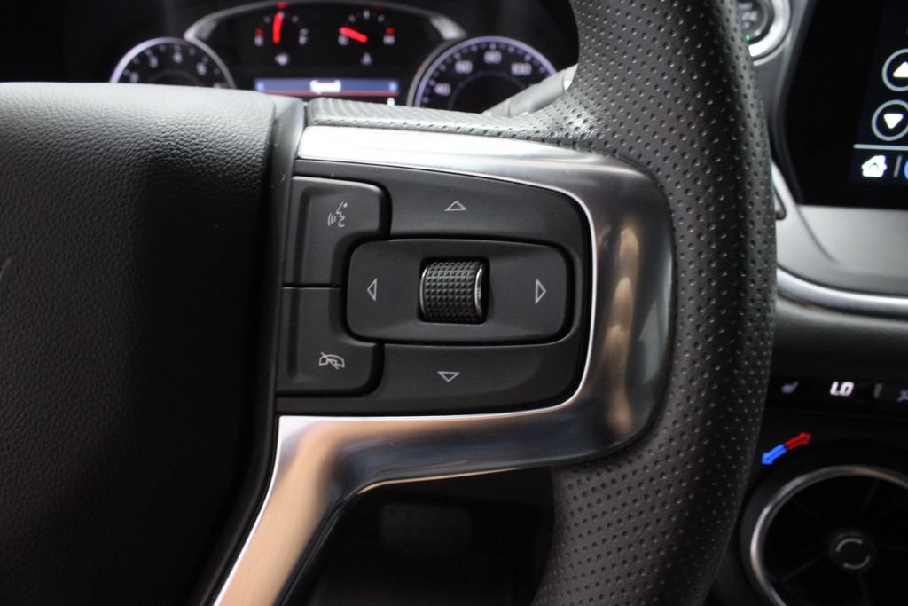 Used 2025 Chevrolet Blazer LT AWD/4WD image 26