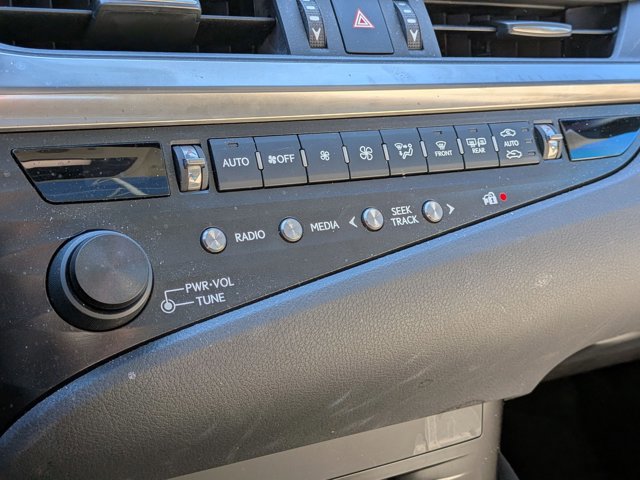 Used 2020 Lexus ES 350 image 7